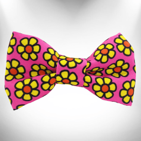 Daisies Doggie Bow Tie (Color: Yellow, size: Large 5"x 2.5")